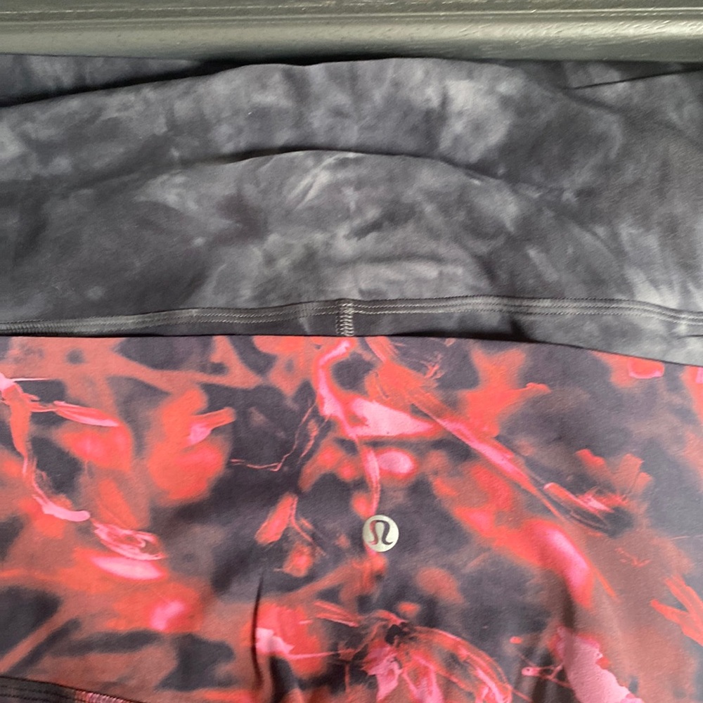 Bundle 2 pairs brand new size 14 lululemon leggings tie dye - align